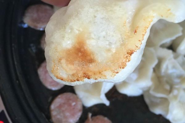 香肠抱蛋煎饺的做法图解5