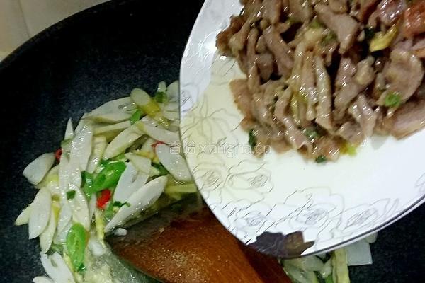 竹笋炒肉丝的做法图解6