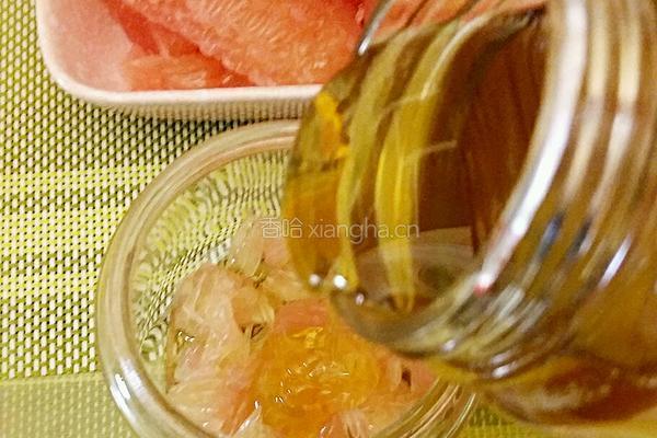 蜂蜜柚子茶的做法图解3