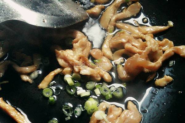 绿豆芽炒肉的做法图解6