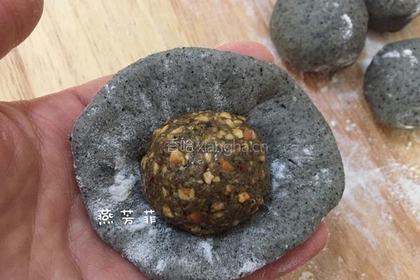 黑芝麻酱花生包的做法图解11
