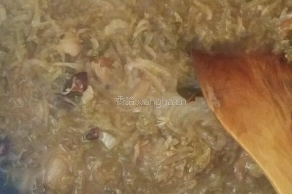 酸菜炖排骨的做法图解6