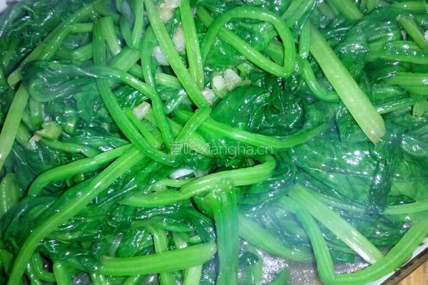 蒜蓉爆菠菜的做法图解6