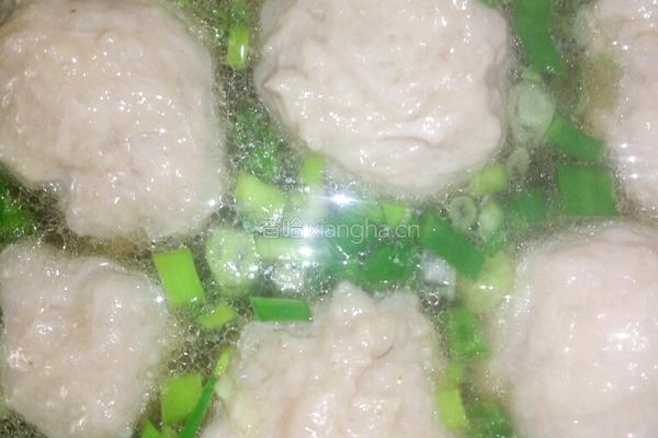 平菇丸子头