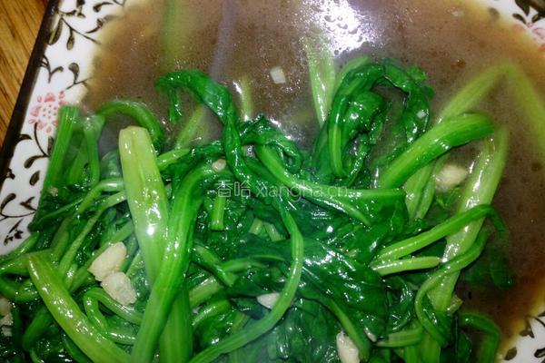 蒜蓉爆菠菜的做法图解7