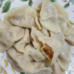 芹菜胡萝卜牛肉猪肉饺子的做法[图]