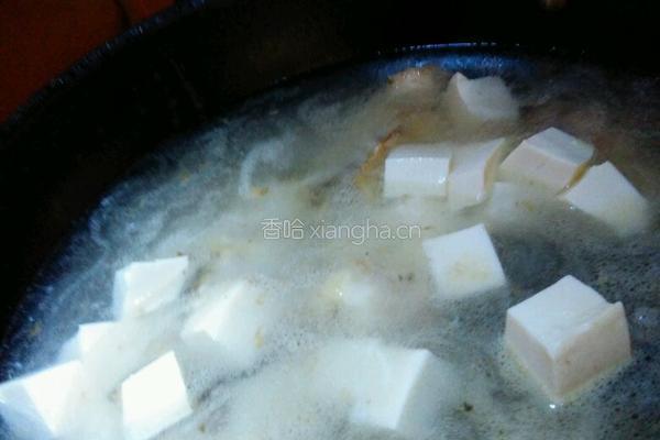 鱼头豆腐汤的做法图解5
