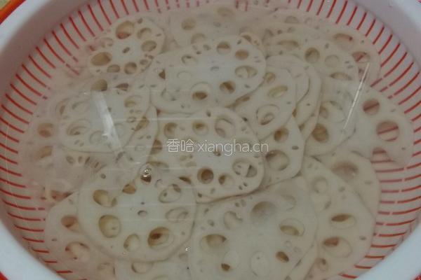 凉拌莲藕片的做法图解5