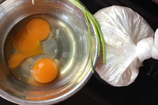 鸡蛋煎饼的做法图解1