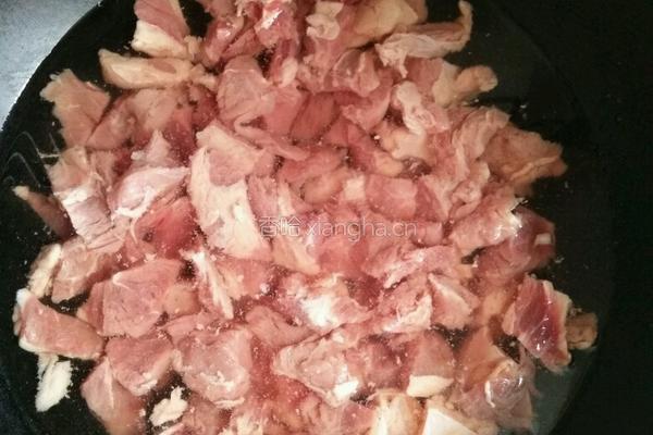 西红柿土豆炖牛肉的做法图解1