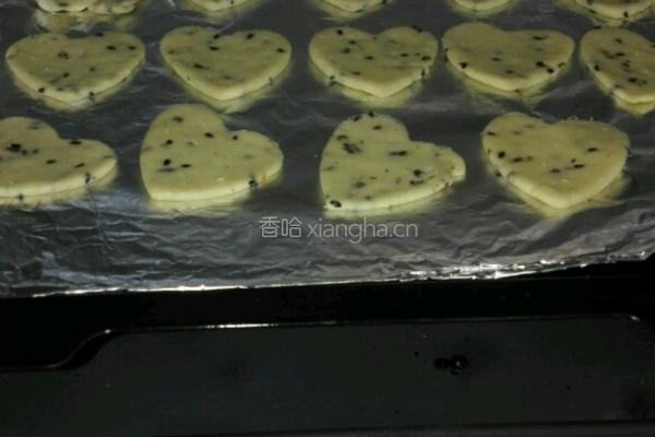 奶香苏打饼干的做法图解6