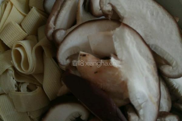 焖鸡肉的做法图解2