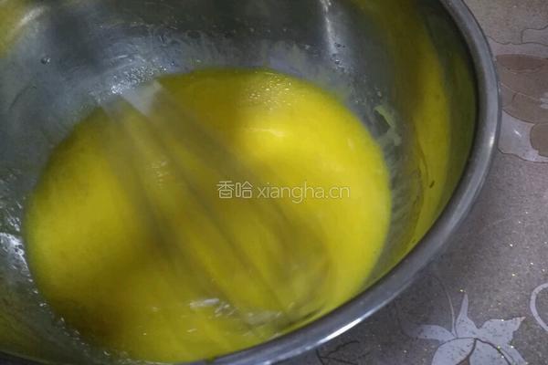 南瓜葱花肉松蛋糕卷的做法图解2