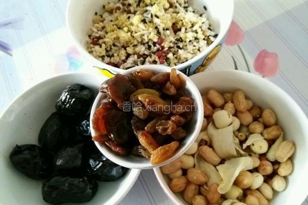 腊八粥意浓的做法图解1