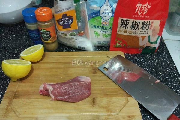 煎烤羊肉的做法图解1