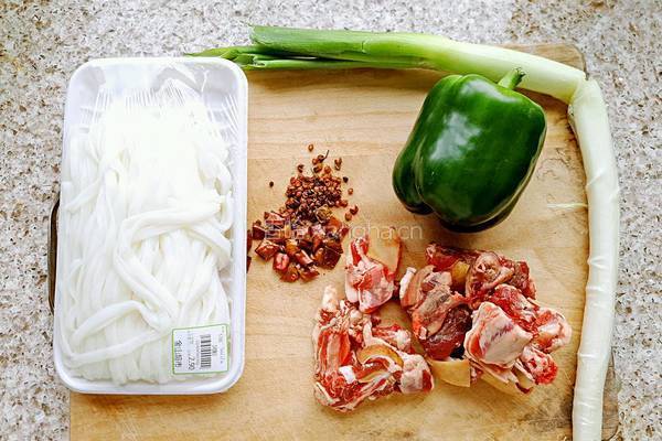 红烧羊肉的做法图解1