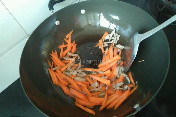 西芹胡萝卜炒肉的做法图解4