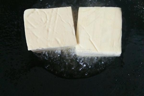 肉丸焖豆腐的做法图解2