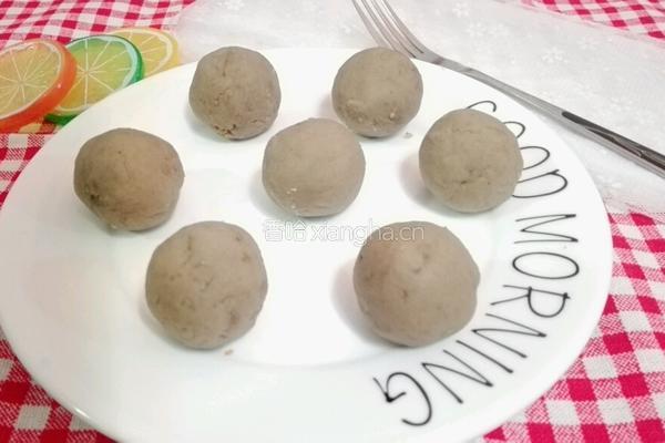 油栗绿豆沙冰皮月饼的做法图解10