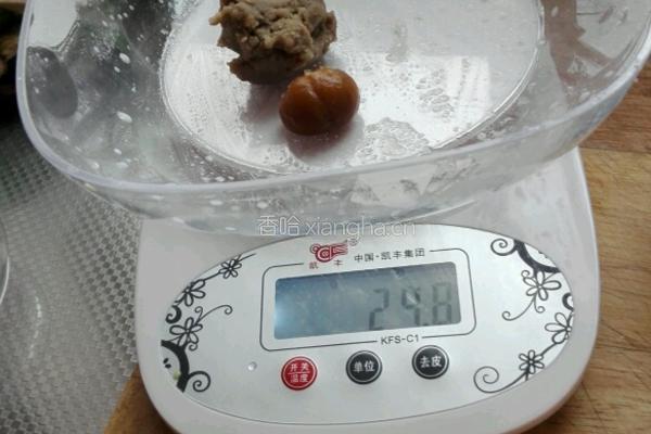 油栗绿豆沙冰皮月饼的做法图解15
