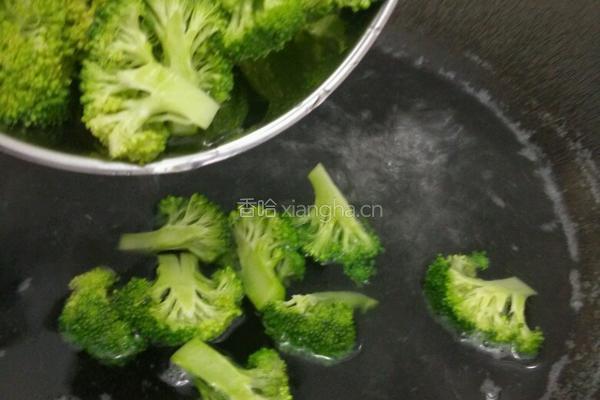 小炒脆皮肠的做法图解8
