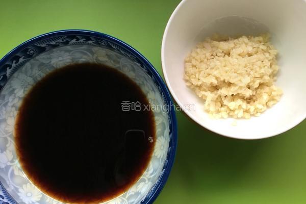 蒜香排骨的做法图解2