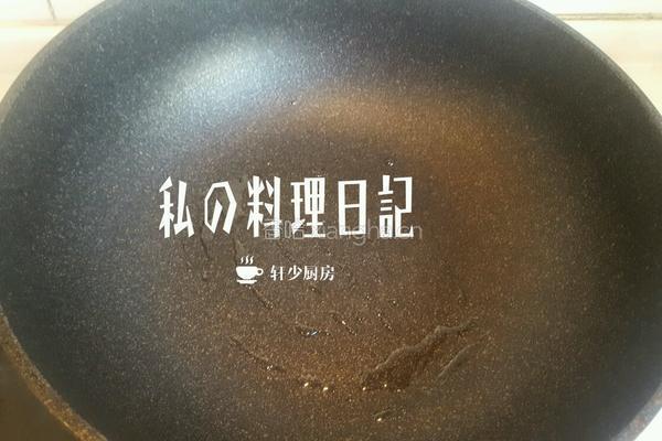 土豆丝培根芝麻蛋饼(3人份少油版)的做法图解7