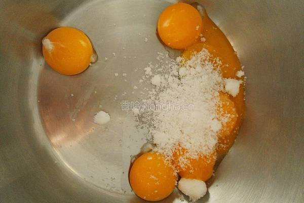 奶牛纹蛋糕卷的做法图解3