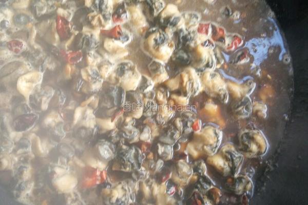 螺丝肉炒蒜苗的做法图解4