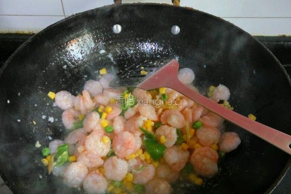 玉米青豆炒虾仁的做法图解7