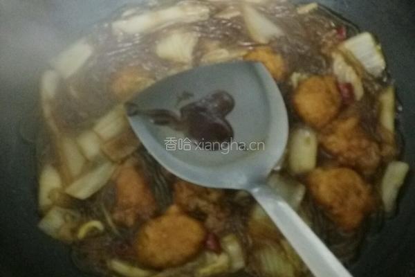 白菜炖粉条的做法图解10