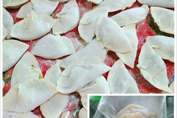 西兰花猪肉鲜虾饺的做法图解6