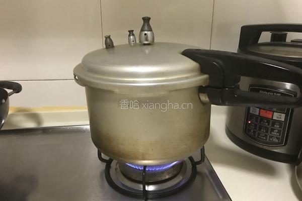 梅菜扣肉的做法图解13