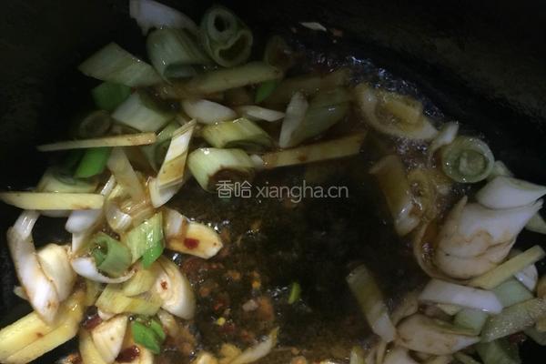 鸭血焖鸡胗的做法图解5