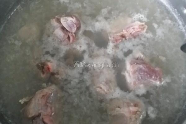 排骨汤的做法图解4