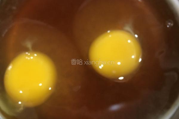 麦芽糖炖鸡蛋的做法图解1