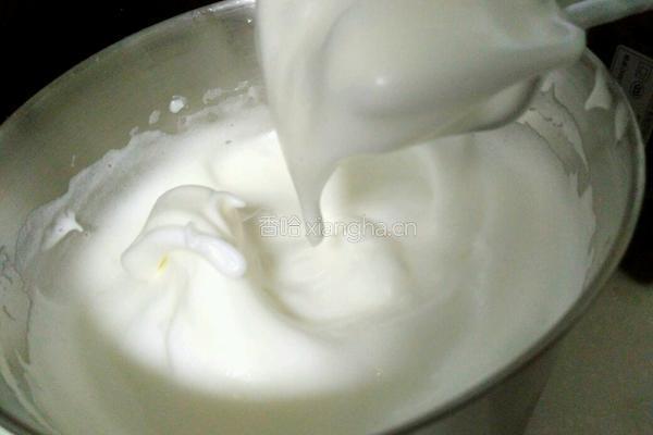 香葱肉松火腿蛋糕卷的做法图解2