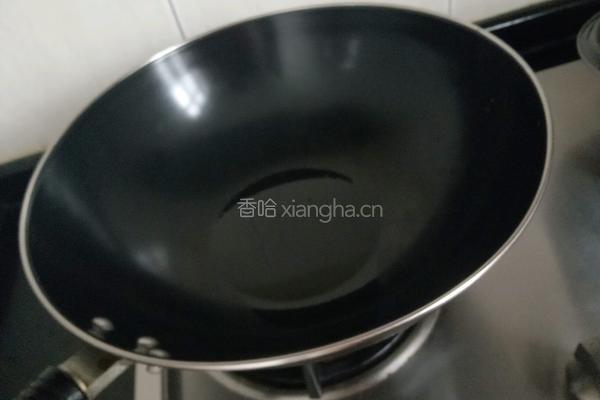 酱油炒金针菇的做法图解1