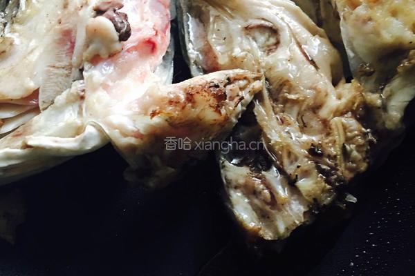 豆瓣红烧胖鱼头的做法图解5