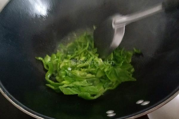 猪肉丝炒青椒的做法图解5