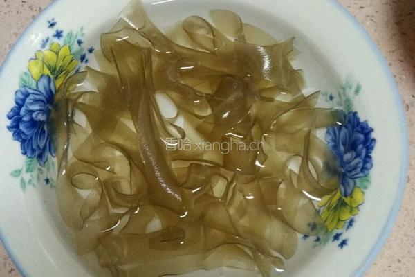 土豆薯粉皮汤的做法图解3