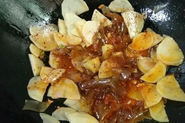 土豆薯粉皮汤的做法图解6