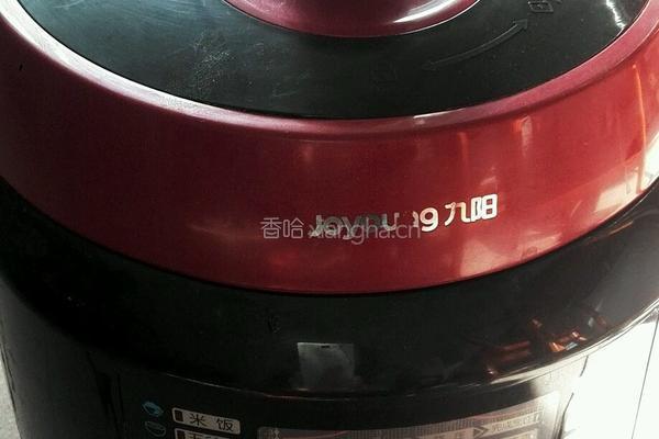 猴头菇鸡翅根煲汤的做法图解5