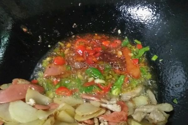土豆片炒鸡蛋火腿的做法图解6