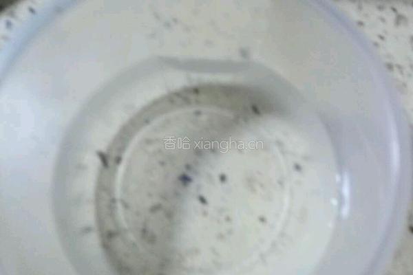 咸鸭蛋的做法图解2
