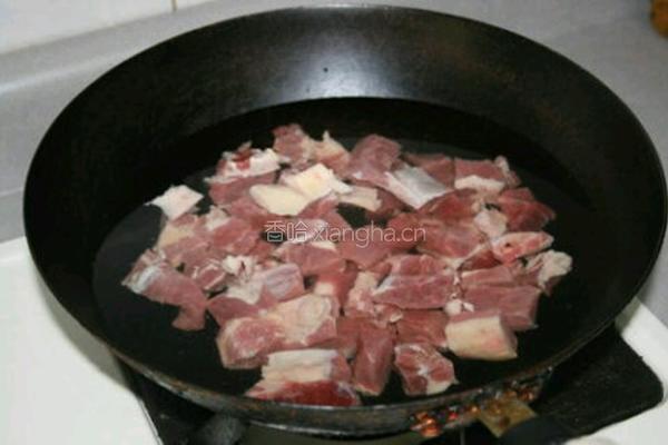 酱牛肉秘制的做法图解1