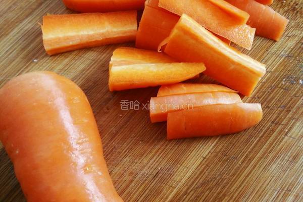 胡萝卜烧肉的做法图解4