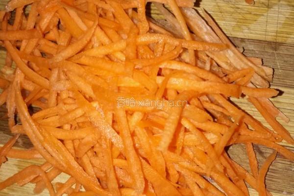 清炒三丝绿豆芽的做法图解4