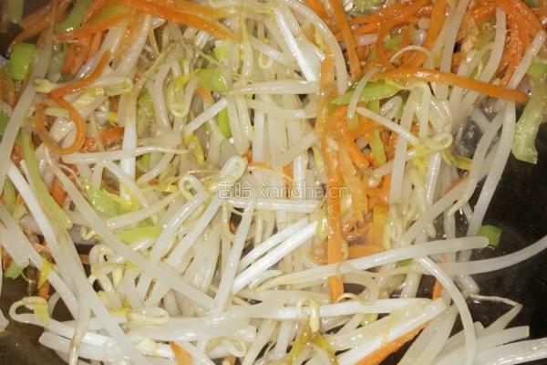 清炒三丝绿豆芽的做法图解9