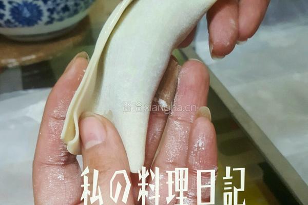 荠菜青菜金针菇肉馅元宝馄饨的做法图解15